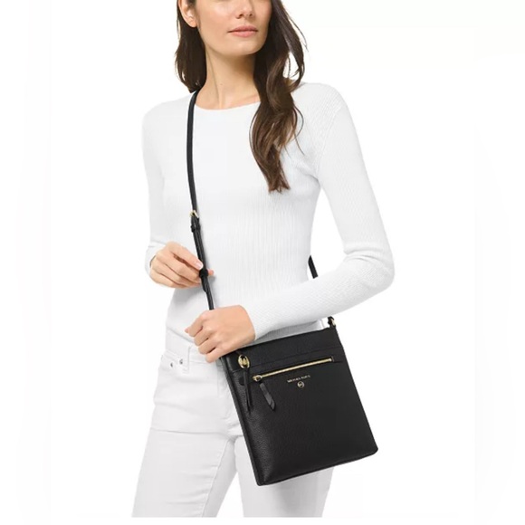 Michael Kors Black Crossbody Bag Sleek Design - Picture 1 of 10